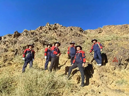 河南省地質(zhì)局引領豫企獲取哈密3處探礦權 